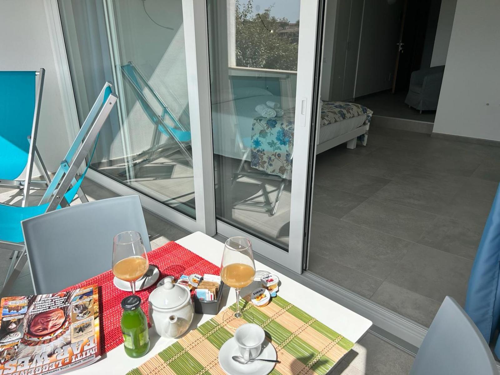 Rooms, Affittacamere Maksim ゴルフォ・アランチ エクステリア 写真