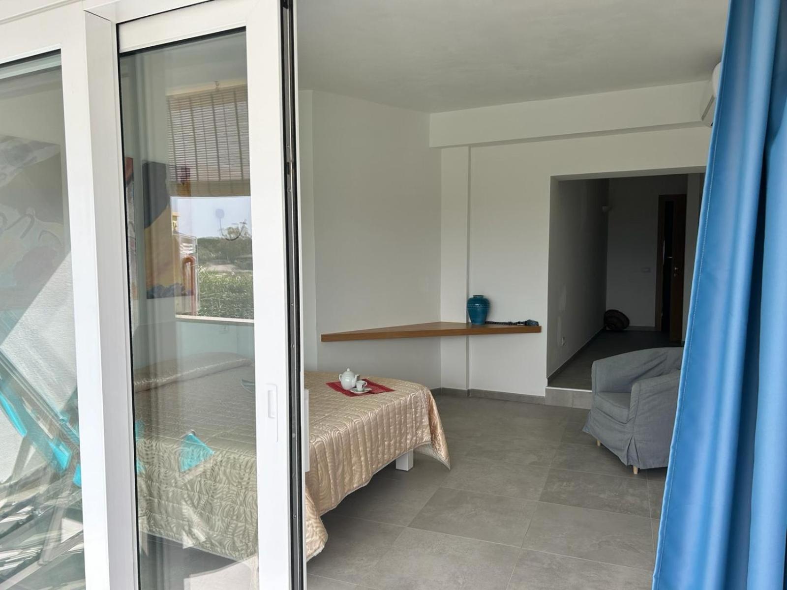 Rooms, Affittacamere Maksim ゴルフォ・アランチ エクステリア 写真