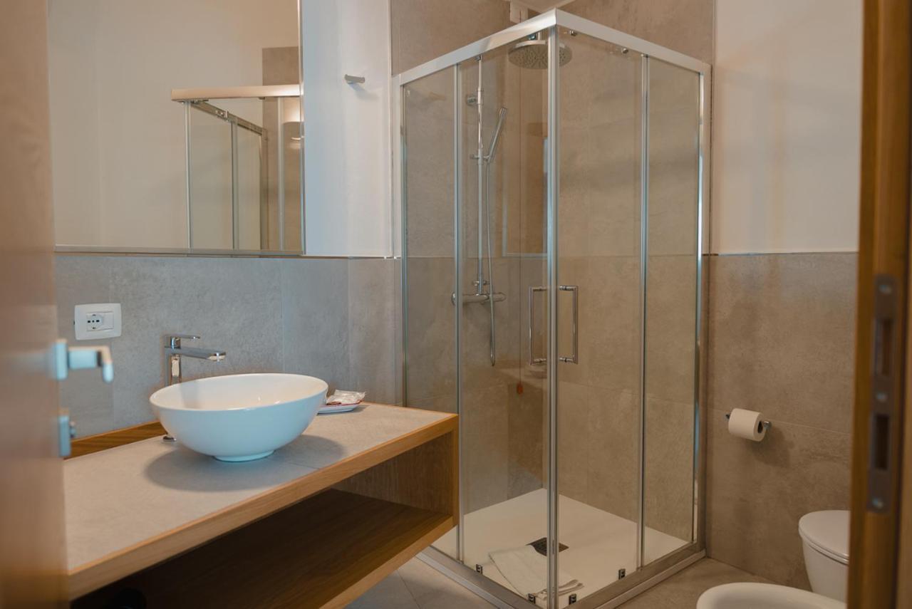 Rooms, Affittacamere Maksim ゴルフォ・アランチ エクステリア 写真