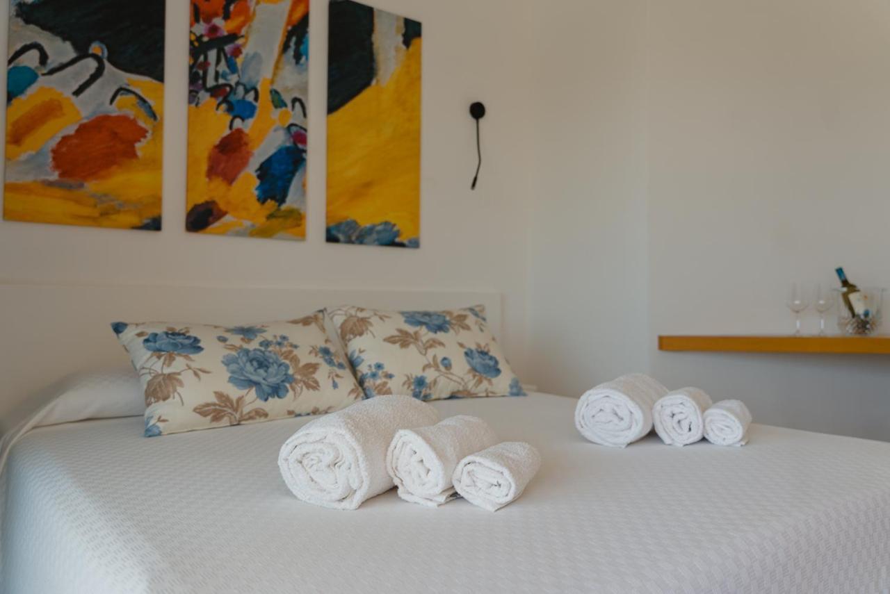 Rooms, Affittacamere Maksim ゴルフォ・アランチ エクステリア 写真